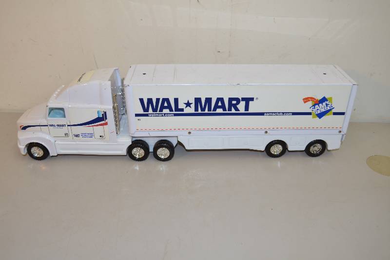lot 120 image: Walmart Semi Truck