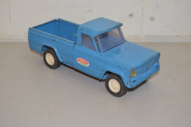 lot 125 image: Tonka Pick Up
