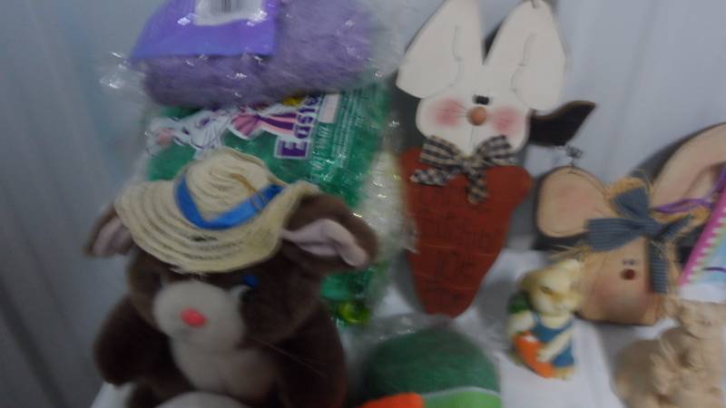 Large Easter Decorations Lot