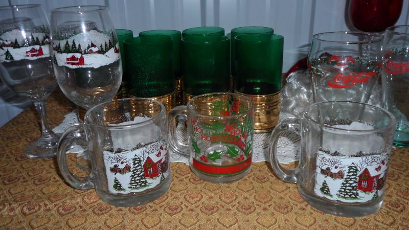 Holiday Glasses and Mugs