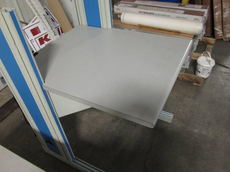 Work Bench - Sturdy