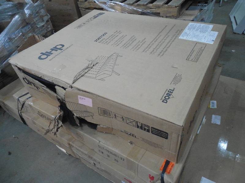 lot 45 image: DHP Emily Convertible Futon, Black