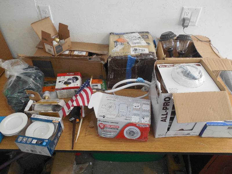 lot 99 image: LOT OF HOME IMPROVEMENT ITEMS