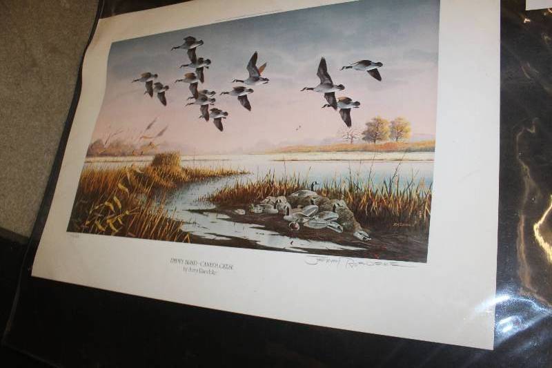lot 83 image: Framed Wall Art #108580 Empty Blind-Canada Geese Signed Jerry Raedele