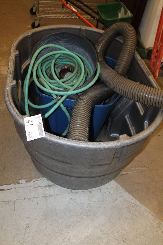 lot 41 image: Pool Cleaning Equipment