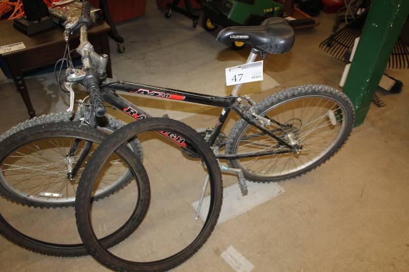 lot 47 image: M20 Off-Road Bike w Spare Tires