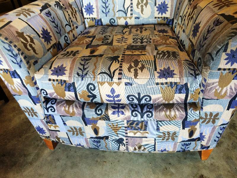 lot 7 image: Retails New $1000 High End David Edwards Fly Collection Low Back Waiting Room Healthcare Upholstered Wing Back Arm Chair Designed by Max Pearson - Nice Condition No Tears In Fabric
