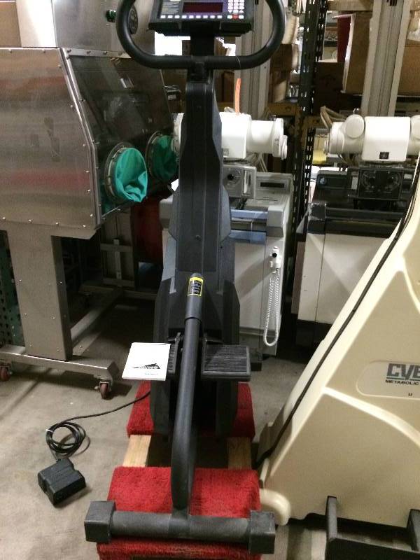 lot 49 image: WOW Retails Used $1500 Physical Therapy Exercise Room StairMaster 4400PT FreeClimber Stepper - Very Nice Condition With Manual