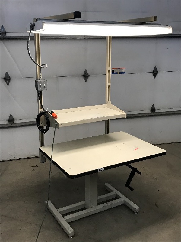 Heavy Duty Lift-Top Work Bench