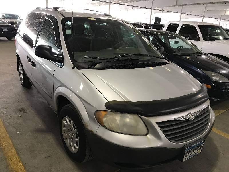 2001 Chrysler Voyager