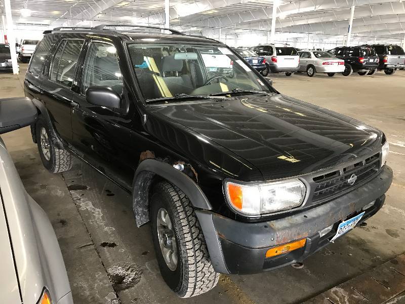 1998 Nissan Pathfinder SE