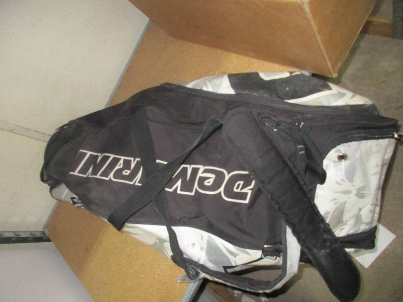 softball bag with 3 gloves, balls and Louisville slugger wood bat