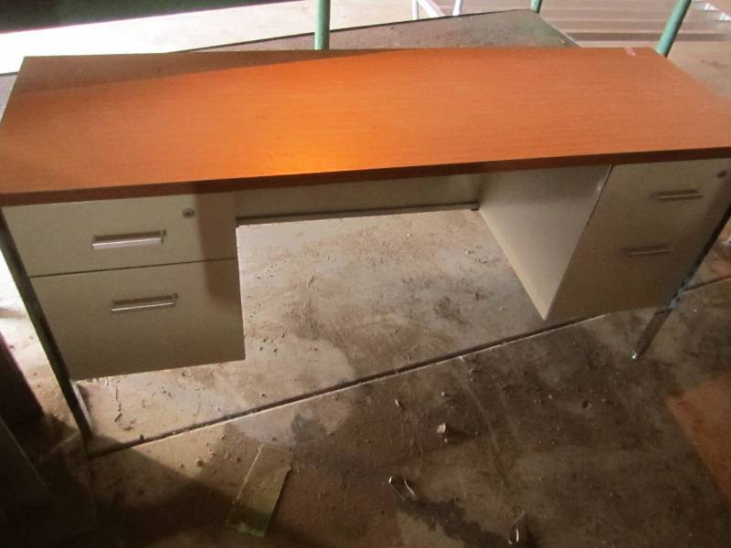 Metal desk with formica top, 20 x 6...