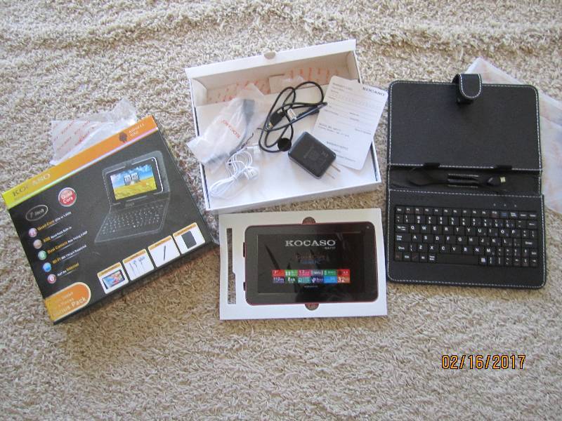 Kocaso tablet, with charger, keyboa...