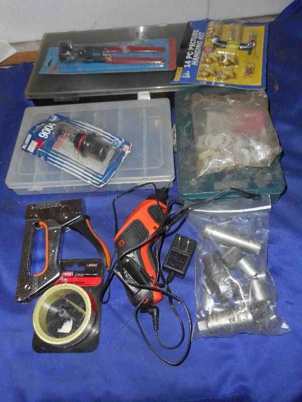 GARAGE ITEMS AND TOOLS