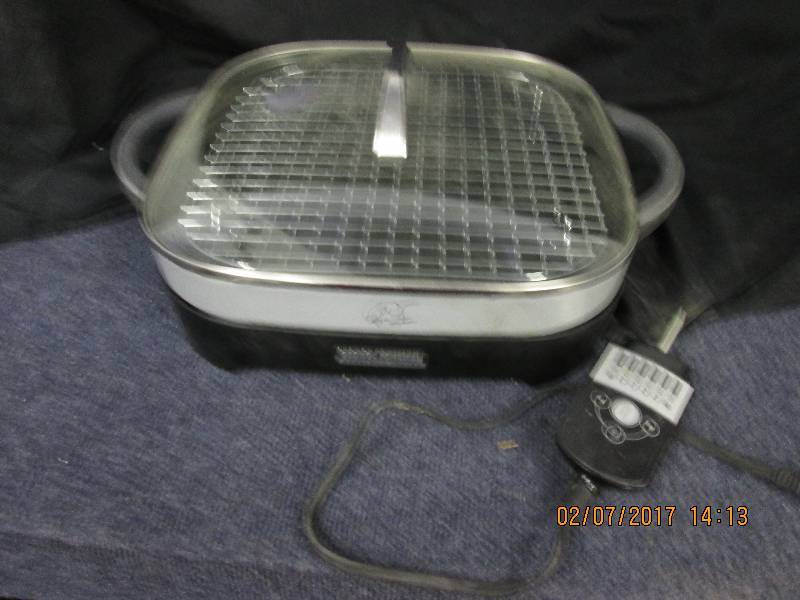 lot 14 image: George Foreman Healthy Cooking Elec...