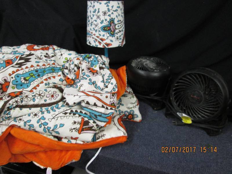 lot 23 image: Full Bedspread and Sham, matching l...