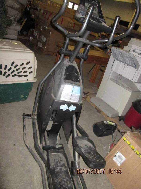 lot 47 image: CSE 3.5 Programmable Exercise Stepp...