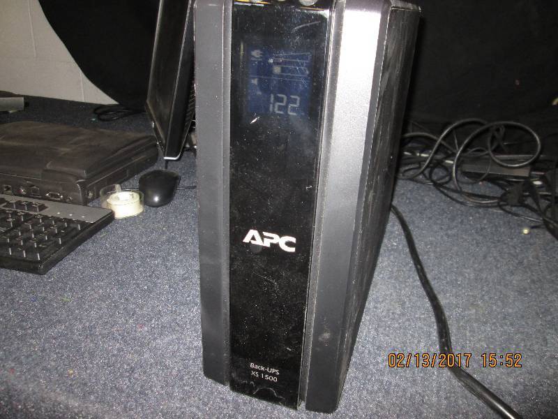 lot 68 image: APC Backup UPS XS 1500, powers up...