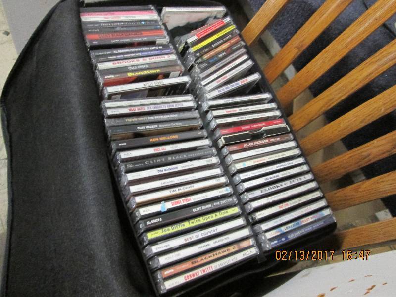 lot 83 image: Large Lot Assorted Artist Country M...