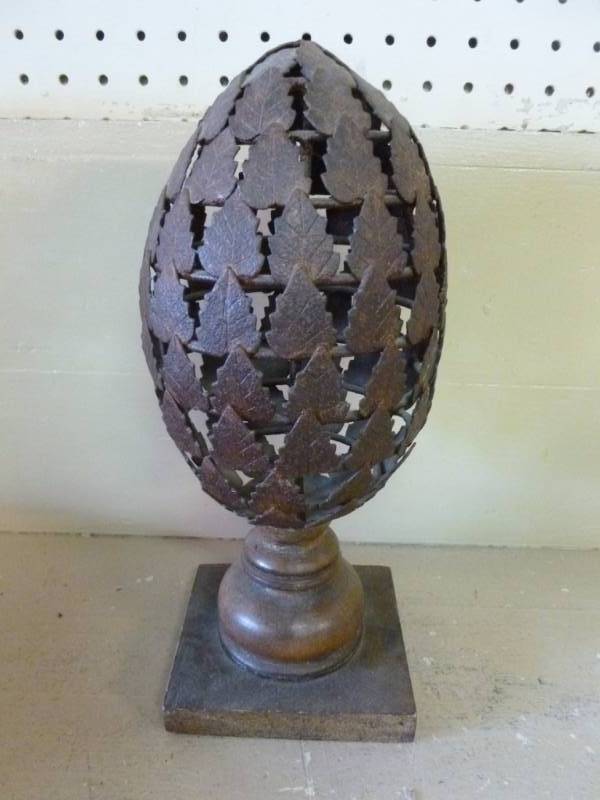 Mantle Decoration