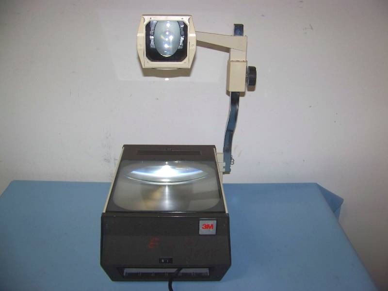 lot 108 image: 3M, Overhead Projector