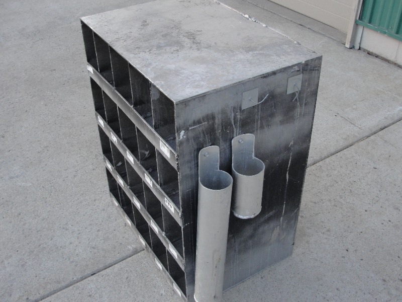lot 12 image: Aluminum Bolt Bin