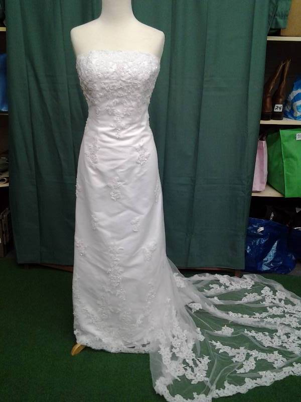 Michaelangelo White Beaded Size 10