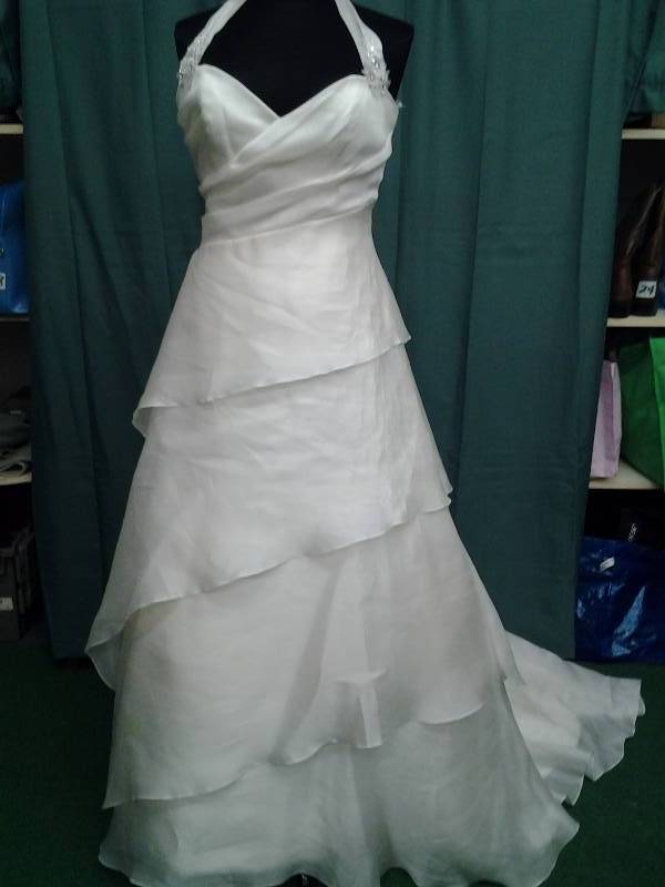 Alvina Valenta Couture Collection Ivory Size 12