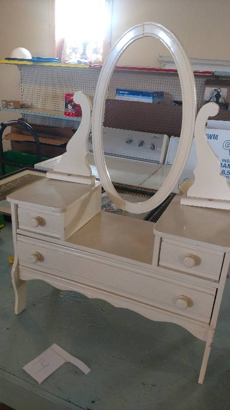 Table top vanity