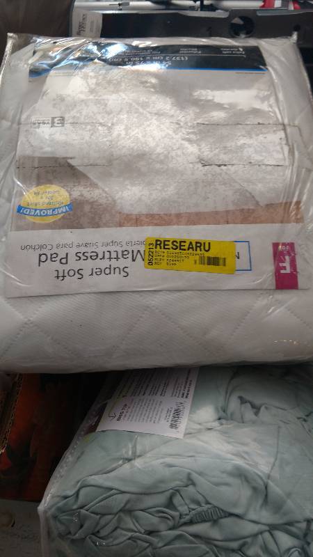 Full Size Mattress protectors and sheet set