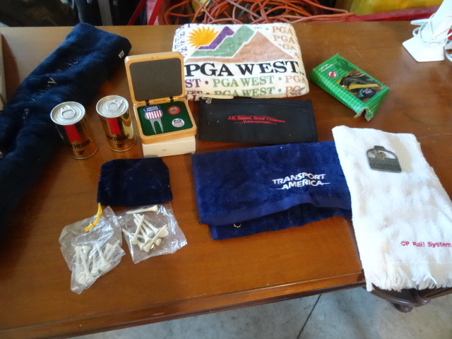 lot 30 image: Lot of misc golf related items...