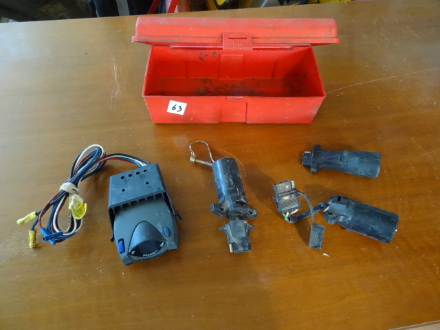 lot 63 image: Tool box. Electric brake contriolle...
