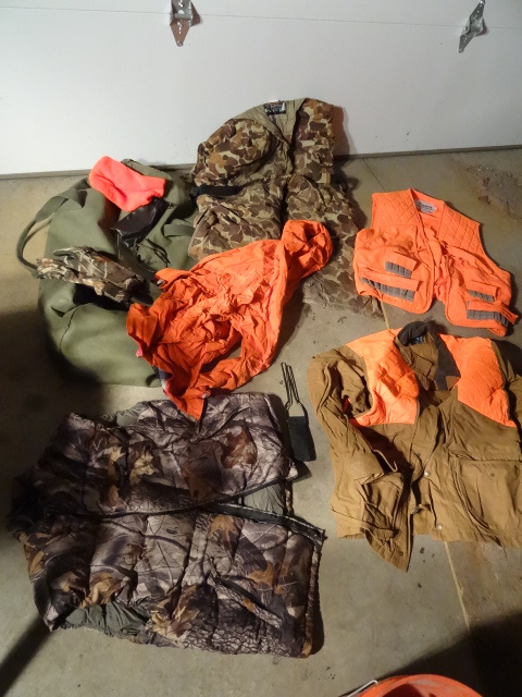 lot 165 image: Misc hunting clothes. Vest. Bibs. H...