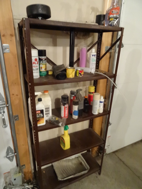 lot 208 image: Metal shelving unit. Comes with mis...