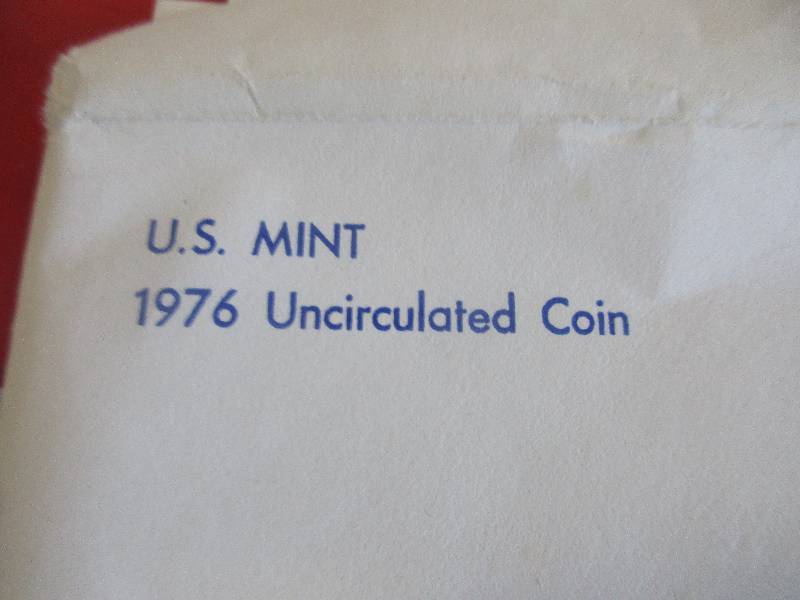 1976 UNCIRCULATED COIN SET