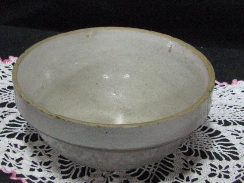 Red wing Milk Pan Crock Shoulder Bowl