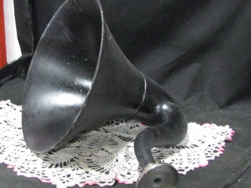 Phonograph Horn