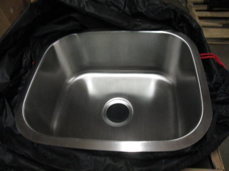 KRAUS All-in-One Undermount Stainle...