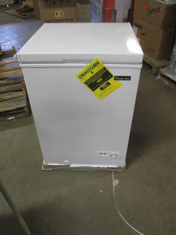 Magic Chef 3.5 cu. ft. Chest Freeze...