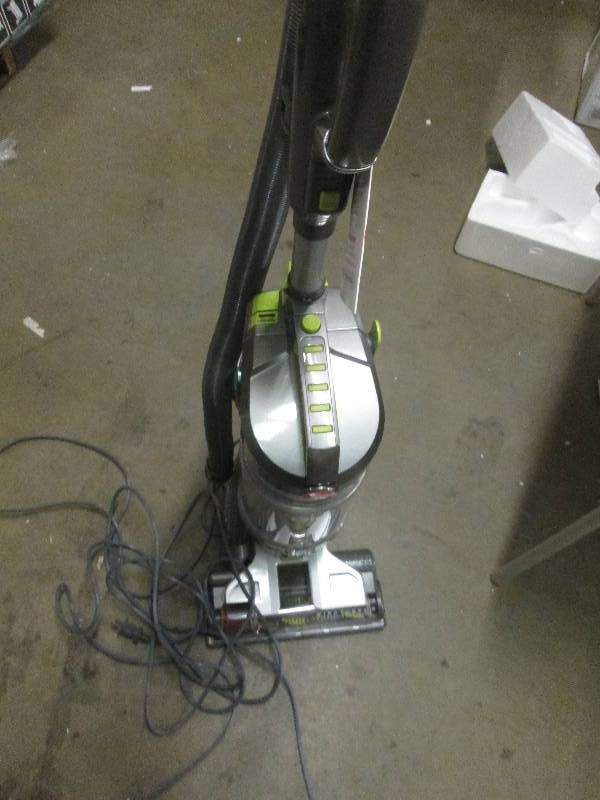hoover air pro turns on and looks c...