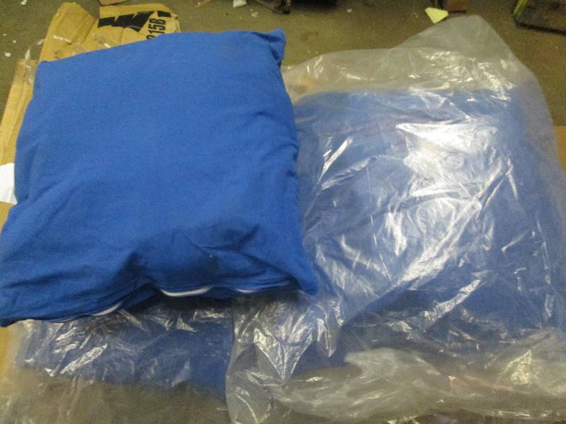 4 blue pillows ...
