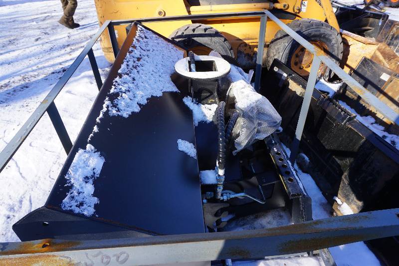 Universal Mount Bobcat Skid Loader Skid Steer Heavy Duty 68 Power Snow Blower Attachment