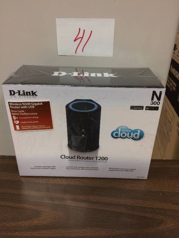 lot 41 image: D-Link Cloud Router 1200 N300 New