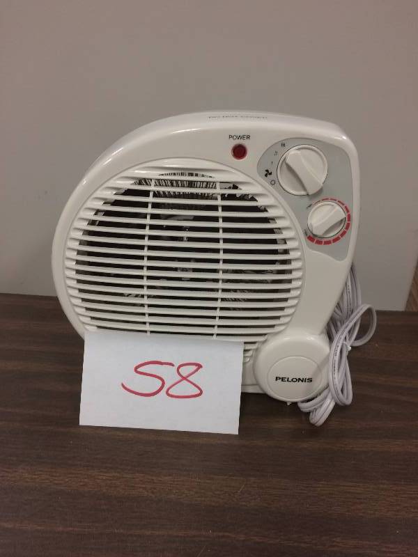 lot 58 image: Pelonis Heater Small in working conditions