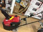 lot 107 image: Honda HS720 20 in Single Stage Electric Start Gas Snow Blower in like New Condition