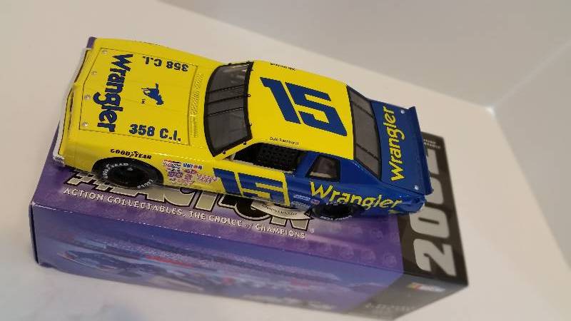 lot 213 image: Action Legendary Series 124th Scale #15 Dale Earnhardt 1979 Pontiac Ventura - Commemorative 1982 Inaugural Busch Series Race
