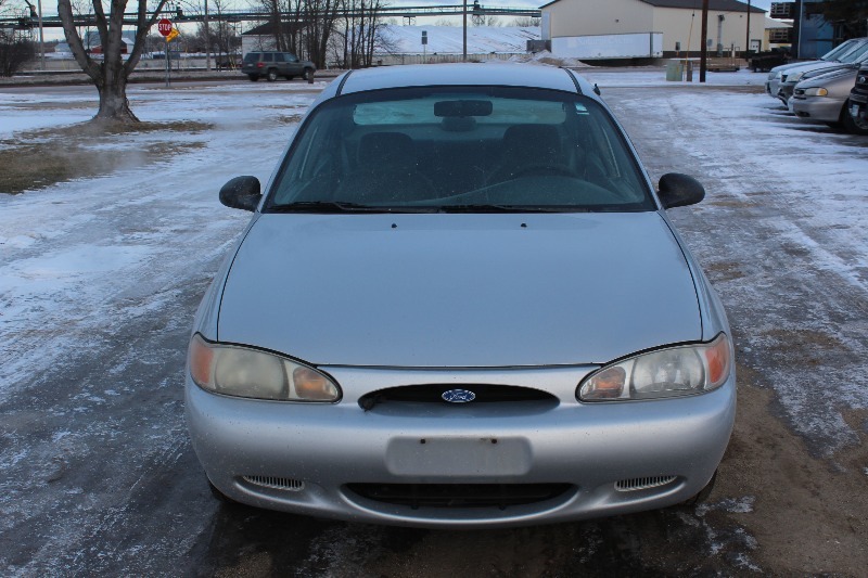 1996 Ford Escort LX