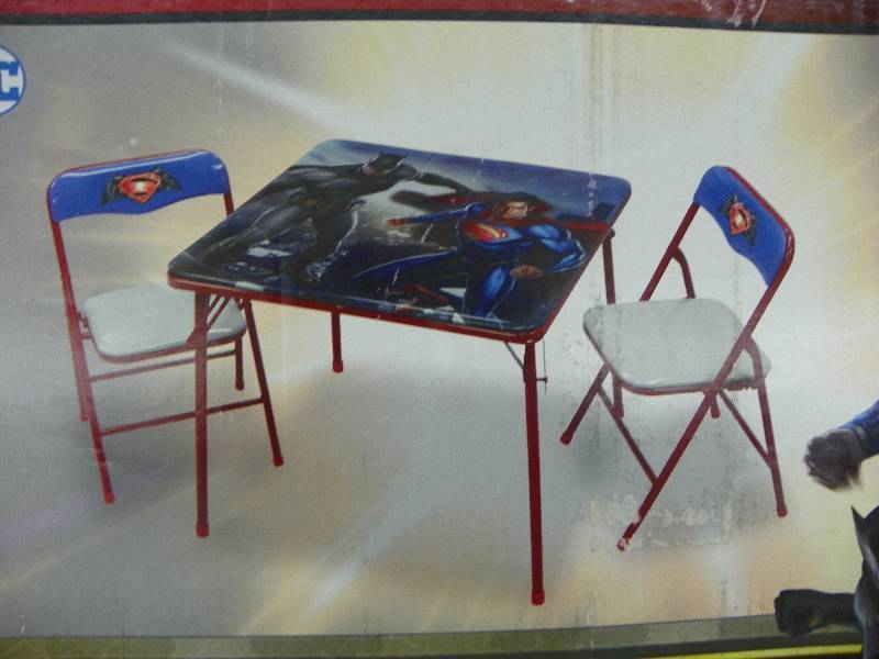 Batman vs. Superman Table Set
