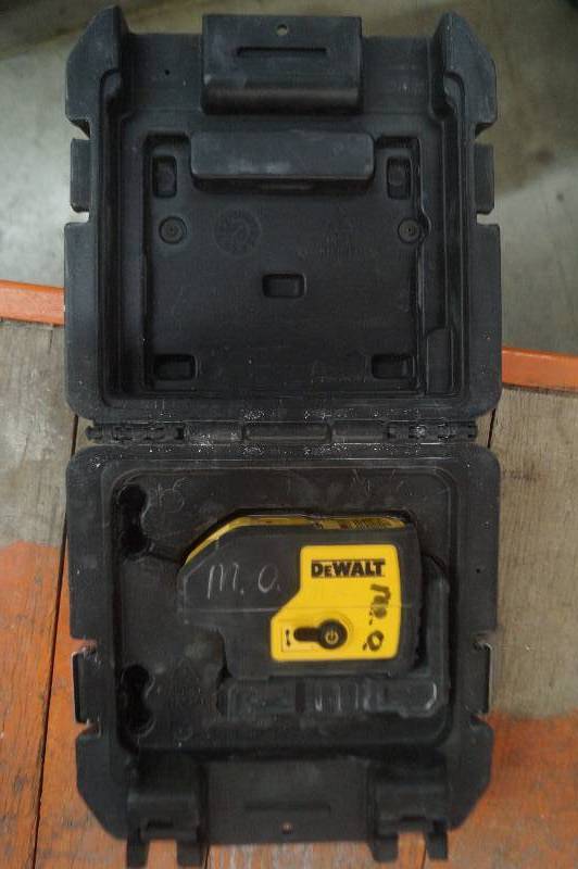 DeWalt Laser